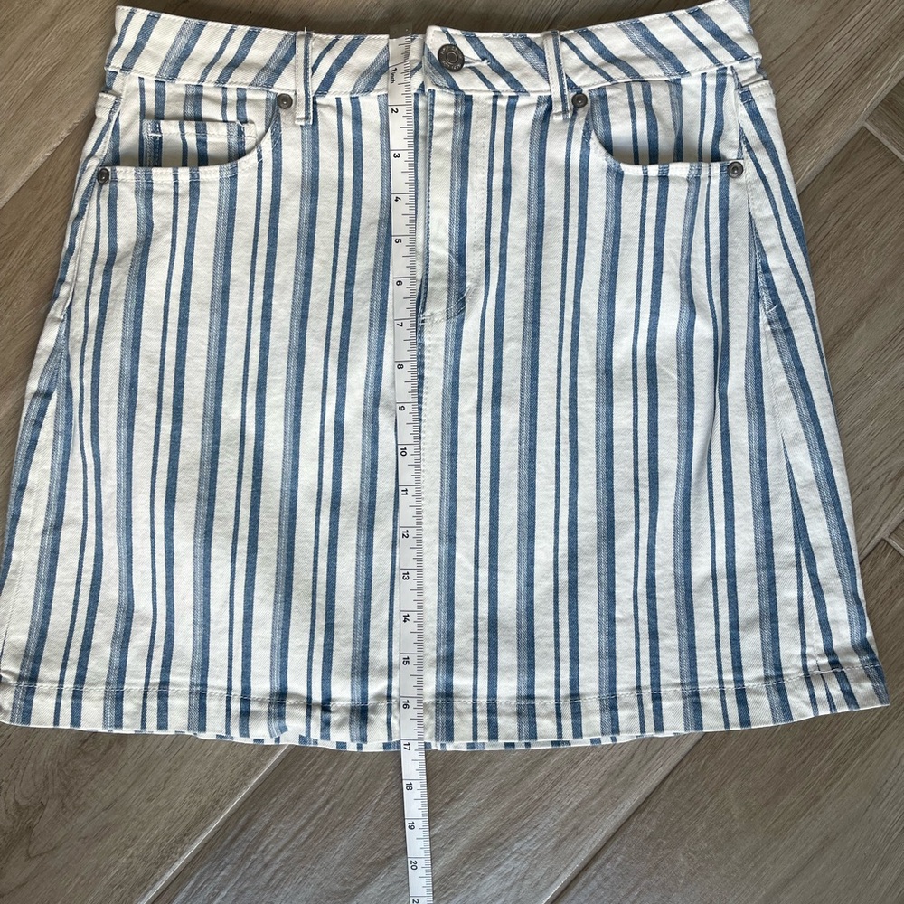 LOFT Blue and White Striped Denim Mini Skirt - Picture 4 of 7